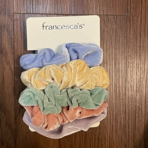 Accessories - Francesca’s Scrunchie Pack